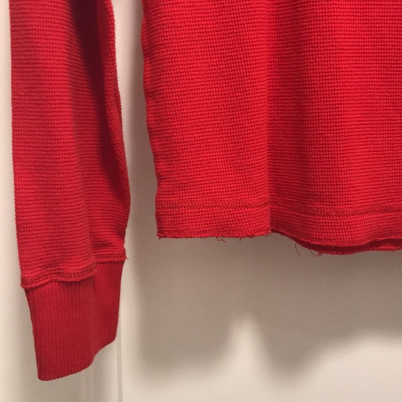 🌀Bundle 2/$20 - Hollister Waffle Sweater - Picture 2 of 3